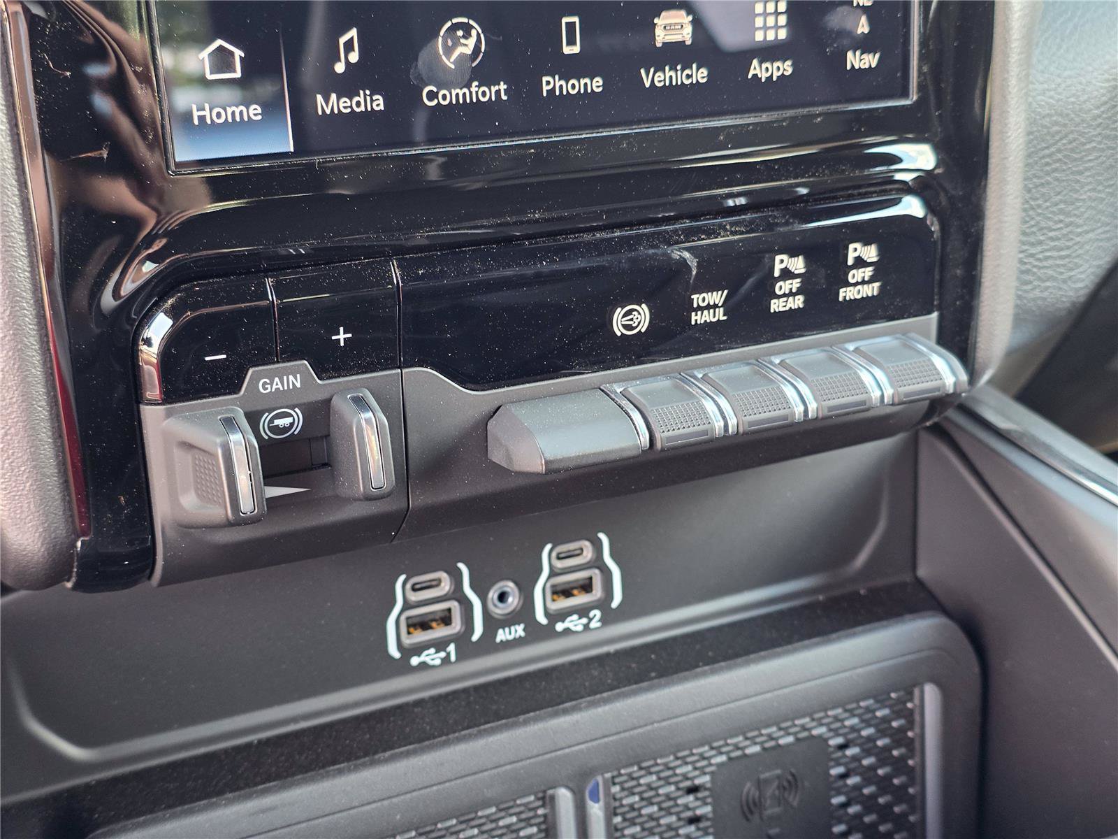 New 2026 RAM 2500 Laramie w/ Night Edition AWD/4WD image 55