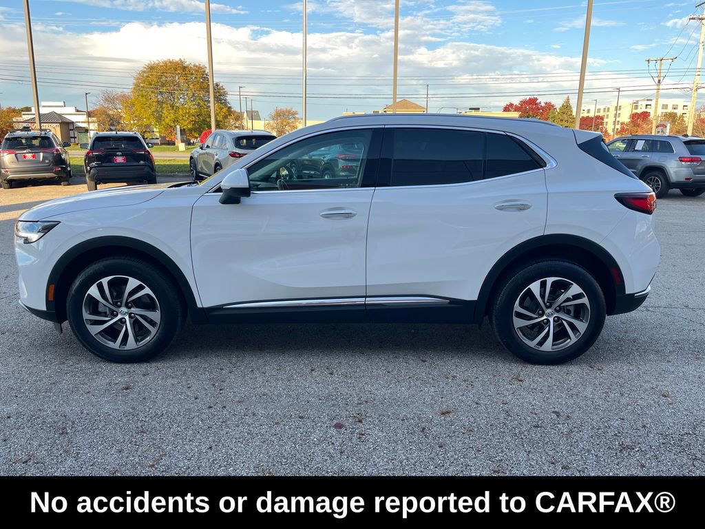 Used 2022 Buick Envision Essence w/ Safety Package image 2