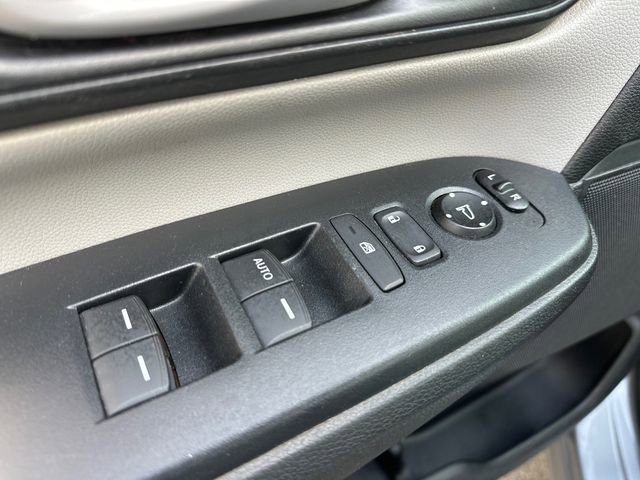 Used 2017 Honda CR-V LX image 14