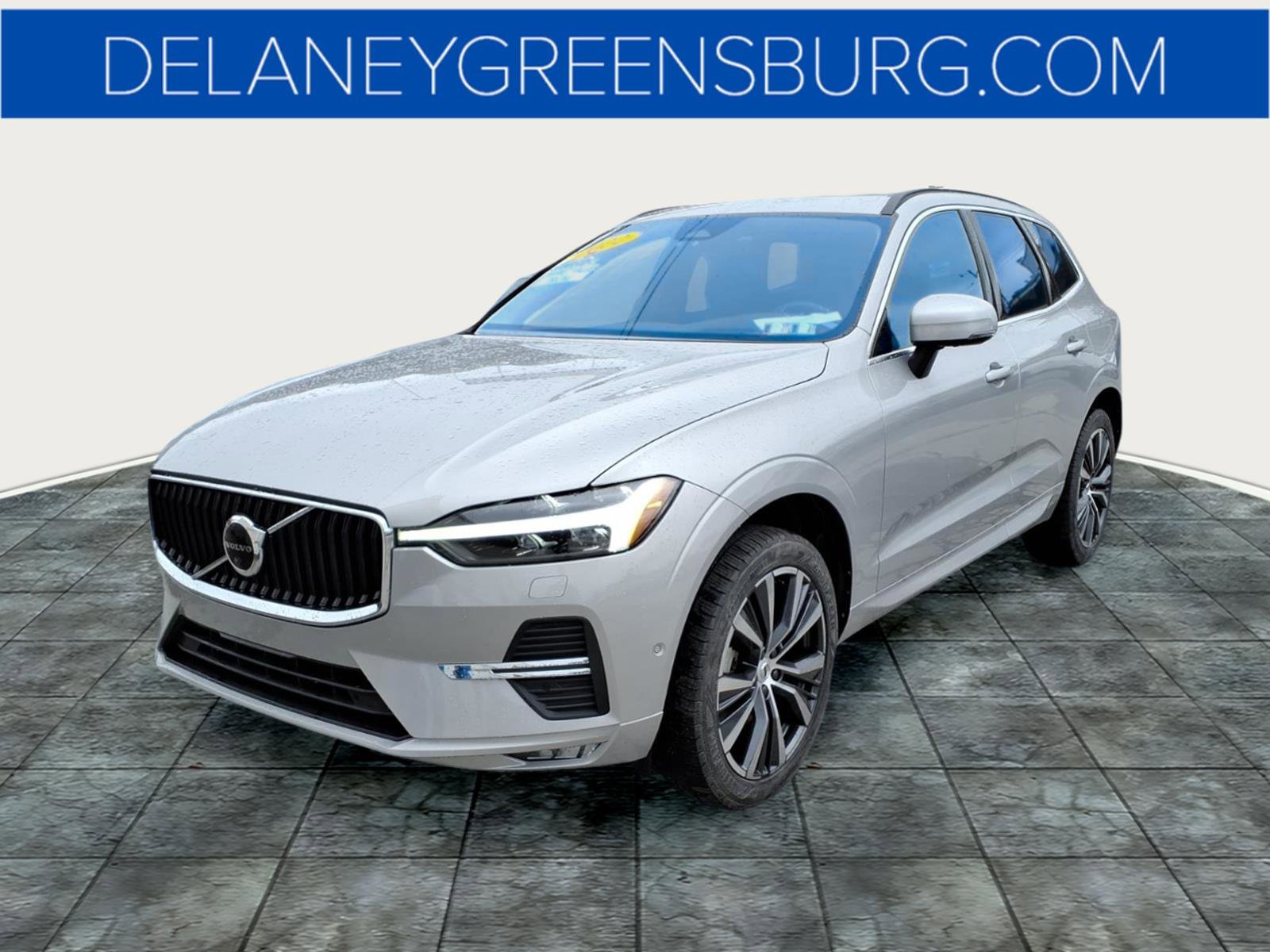 Used 2022 Volvo XC60 B5 Momentum w/ Advanced Package image 6