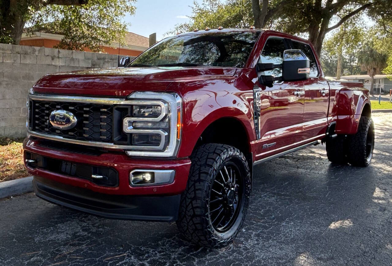 Used 2023 Ford F350 Platinum AWD/4WD image 1