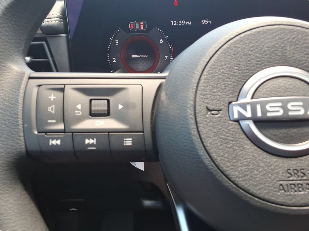 New 2026 Nissan Kicks SV w/ SV Premium Package FWD image 17