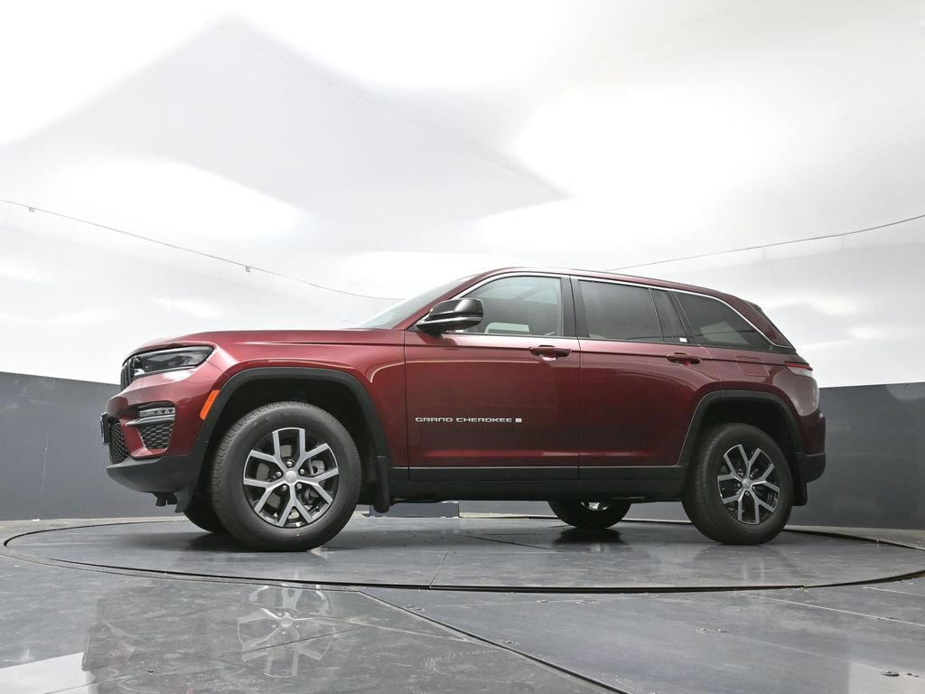 New 2025 Jeep Grand Cherokee Limited w/ Trailer Tow Package image 52
