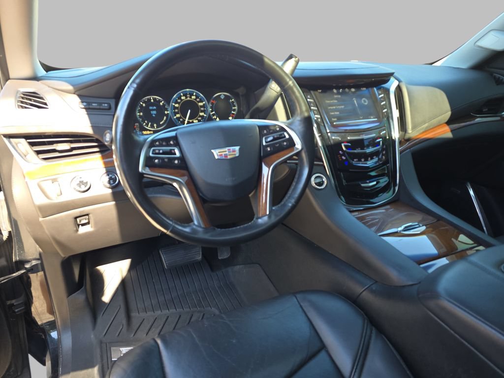 Used 2015 Cadillac Escalade Premium AWD/4WD image 18