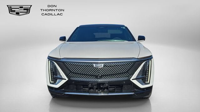 Used 2024 Cadillac Lyriq Luxury AWD/4WD image 8