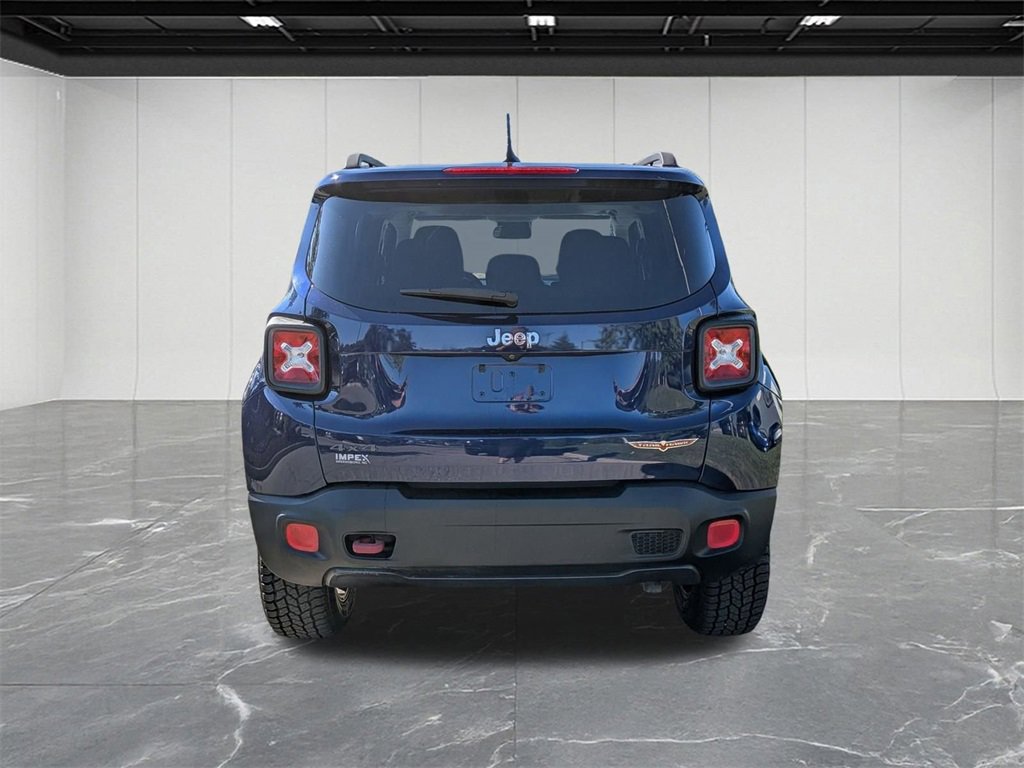 Used 2016 Jeep Renegade Trailhawk image 4