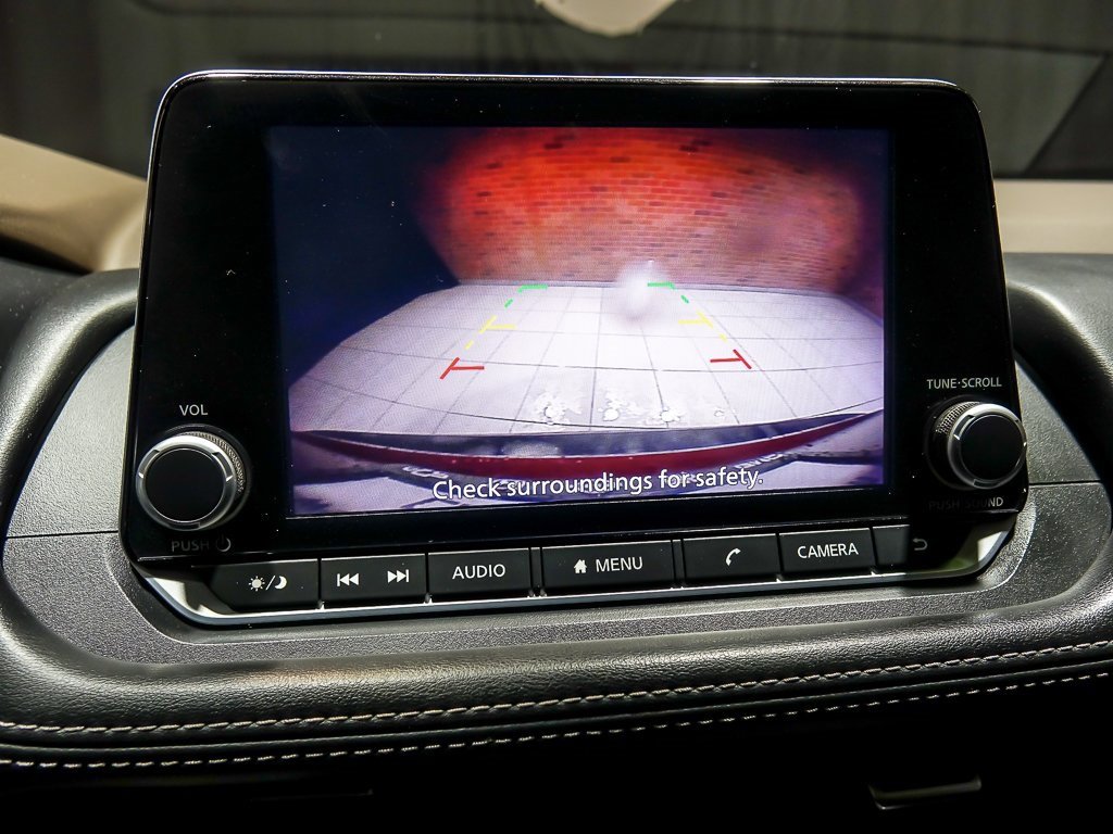 Used 2023 Nissan Rogue S image 22