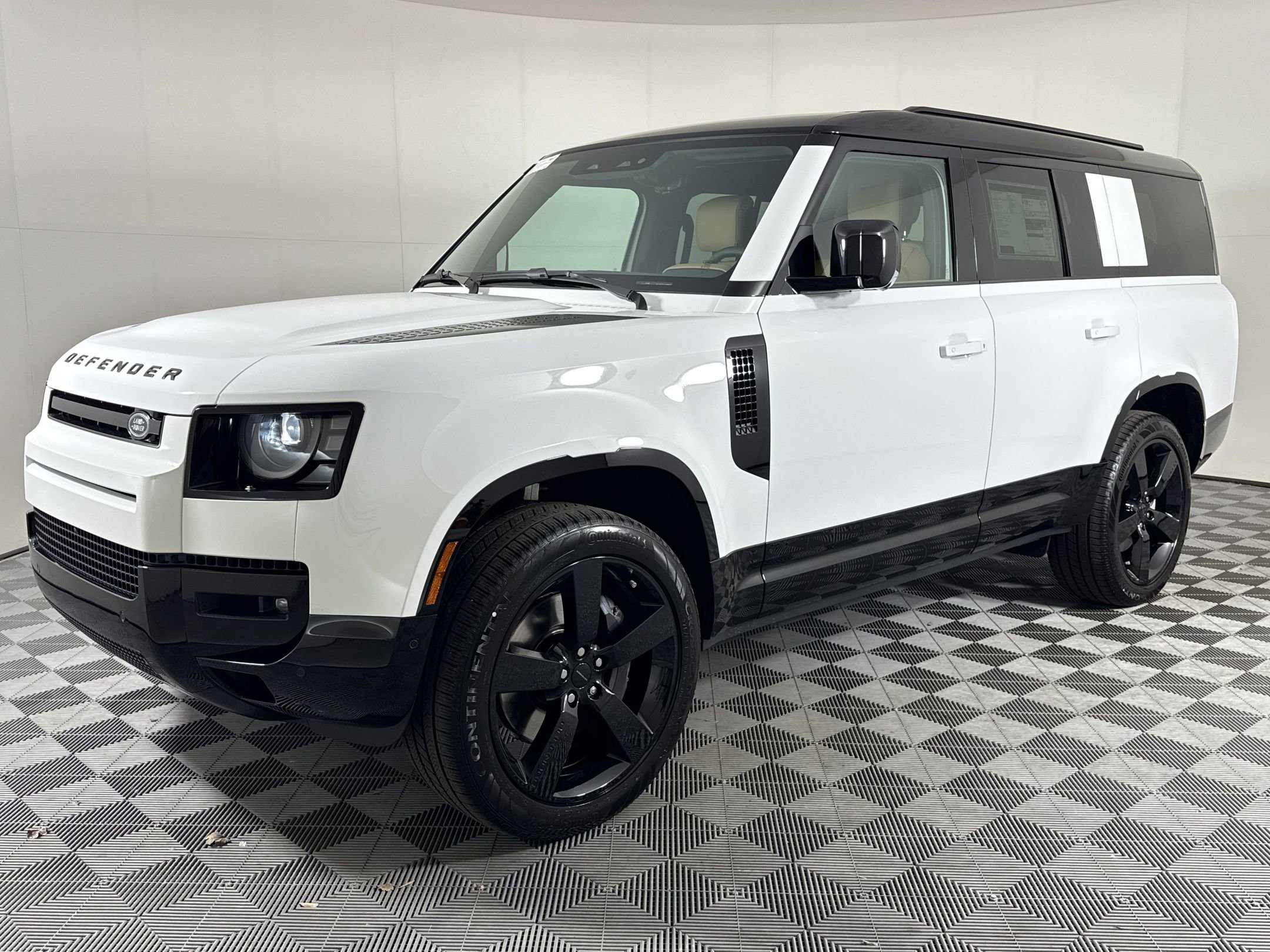 New 2026 Land Rover Defender 130 X-Dynamic SE