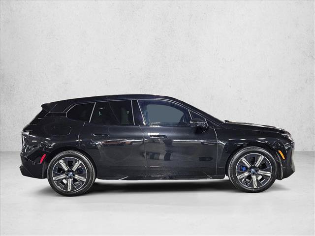 Certified 2024 BMW iX xDrive50 w/ Premium Package AWD/4WD image 4