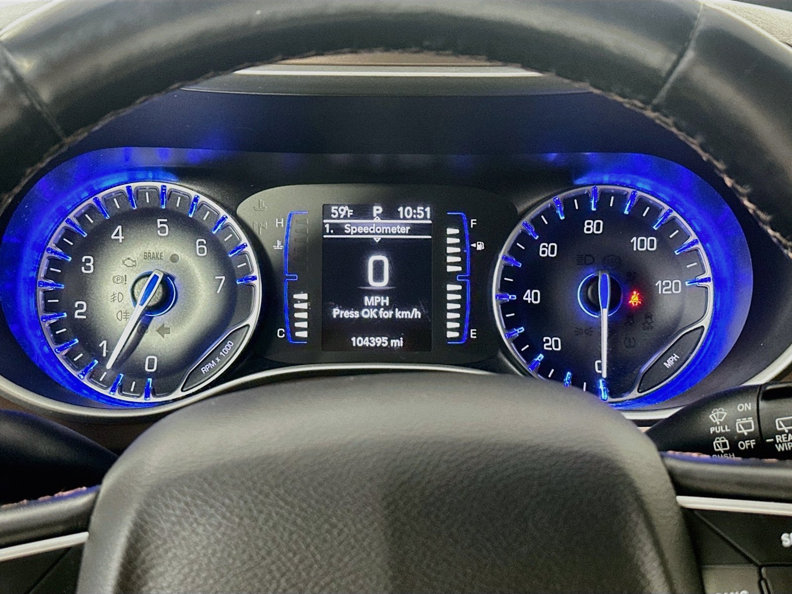Used 2019 Chrysler Pacifica Touring-L FWD image 12