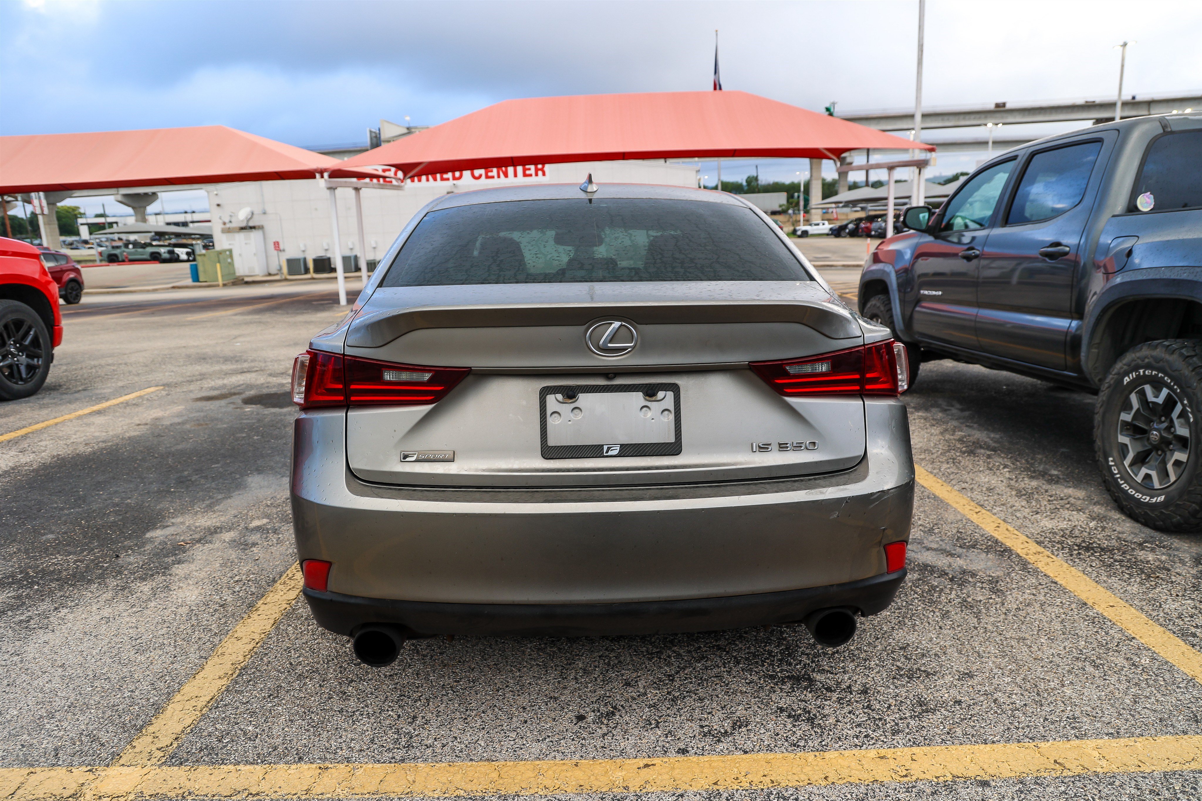 Used 2016 Lexus IS 350 w/ F Sport Package RWD image 9