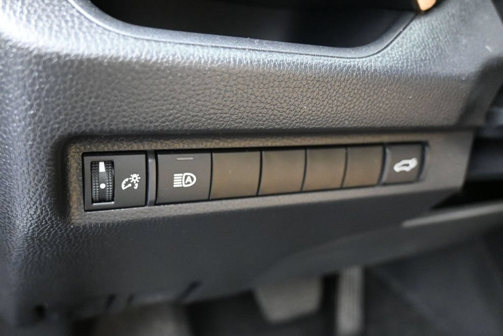 Used 2025 Toyota RAV4 XLE Premium FWD image 15