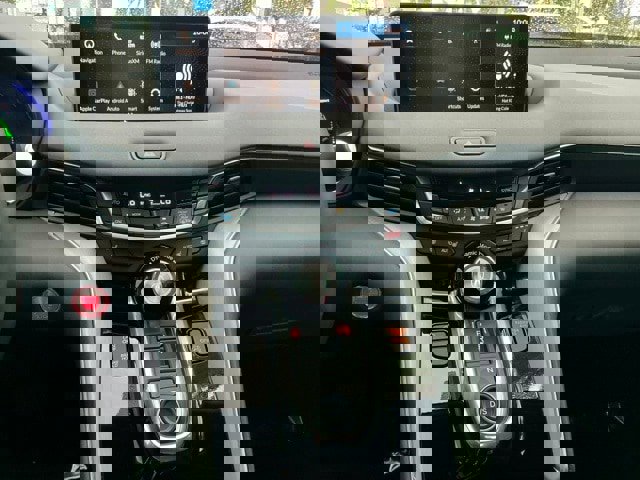 Certified 2025 Acura TLX w/ Technology Package image 17