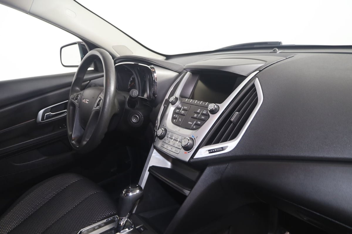 Used 2017 GMC Terrain SLE FWD image 35