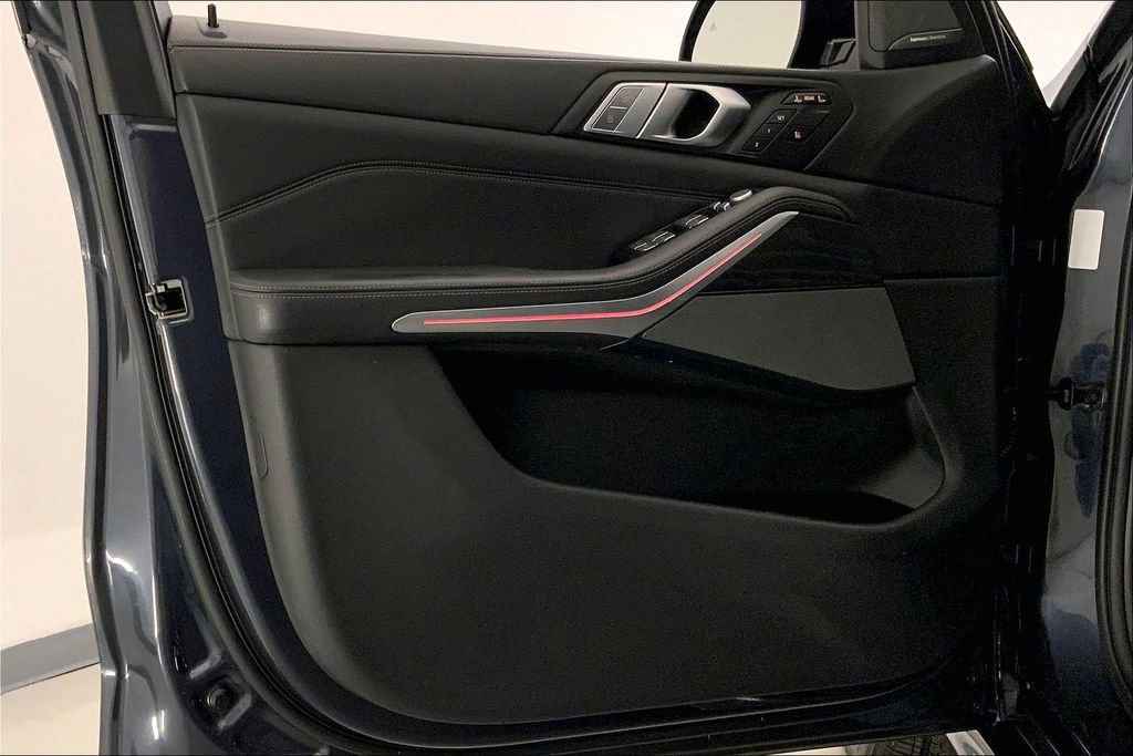 Used 2019 BMW X7 xDrive40i w/ Premium Package image 24