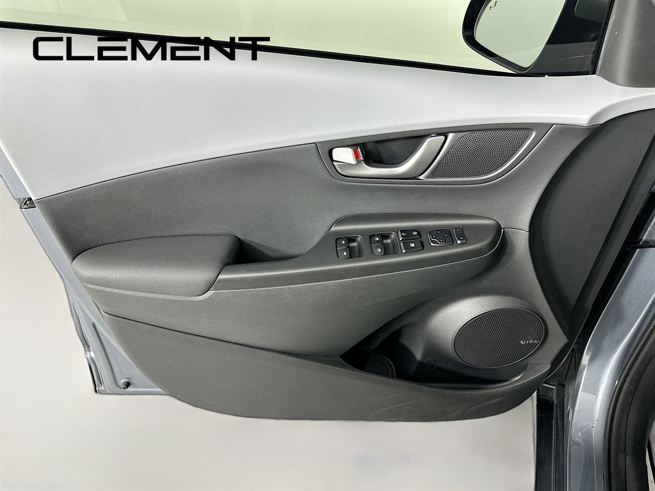 Used 2019 Hyundai Kona Limited image 29