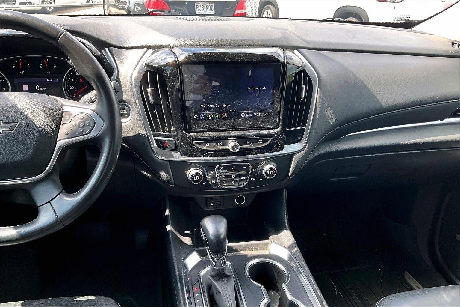 Used 2021 Chevrolet Traverse RS w/ LPO, Floor Liner Package FWD image 6