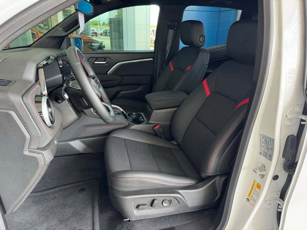 New 2026 Chevrolet Colorado Z71 w/ Z71 Convenience Package 2 AWD/4WD image 17