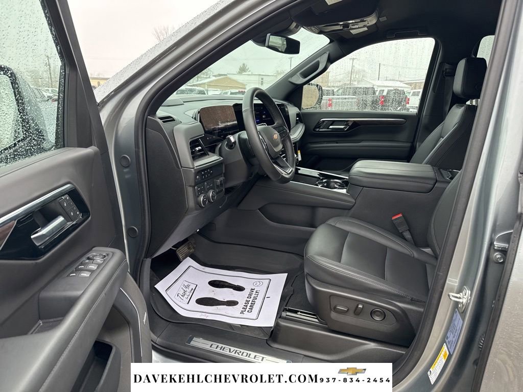 Used 2025 Chevrolet Tahoe LT w/ Comfort Package image 16