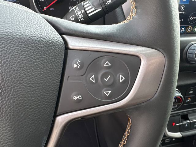 Used 2024 GMC Terrain AT4 image 22