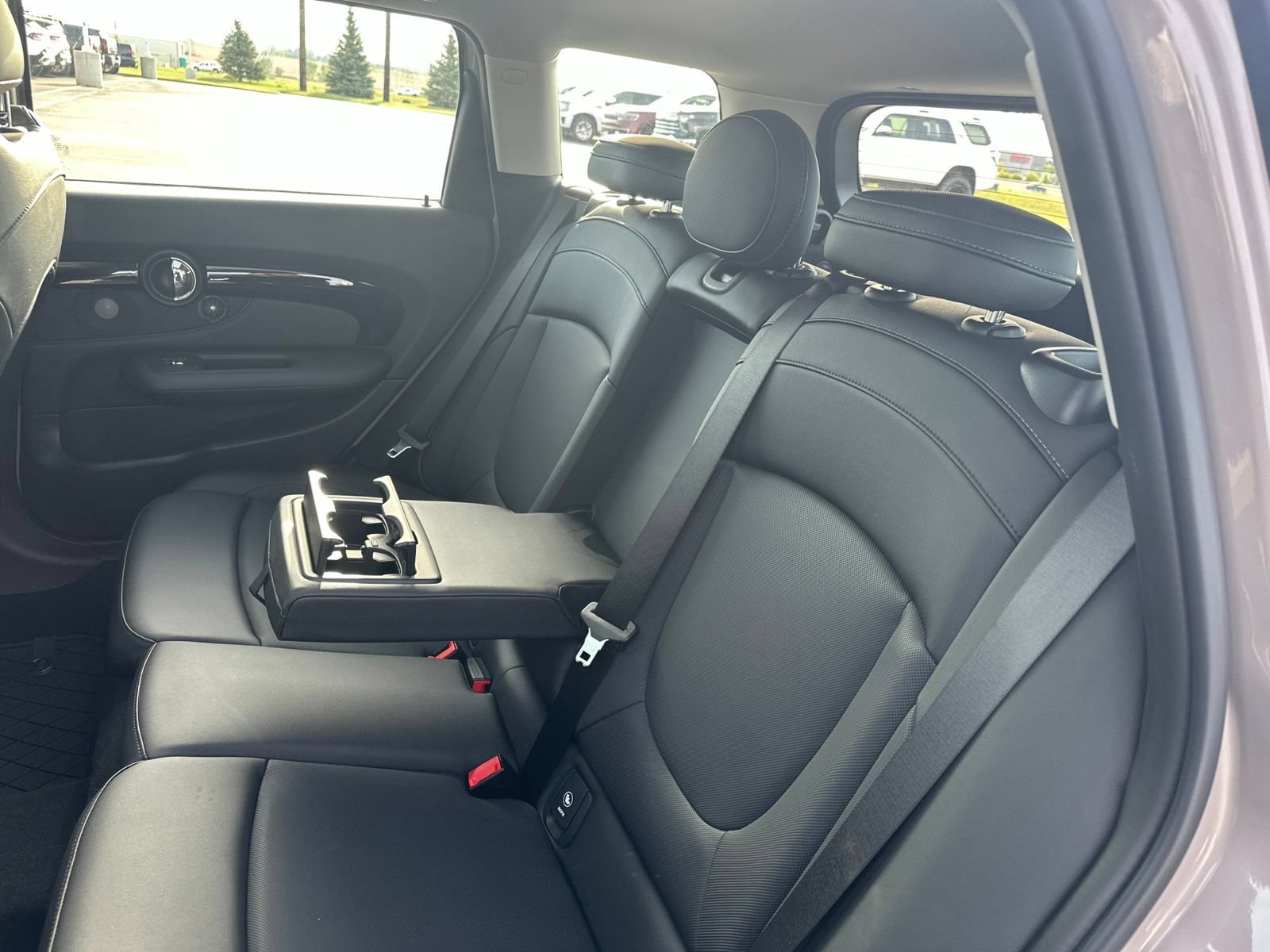 Used 2023 MINI Cooper Clubman S w/ Premium Package FWD image 24