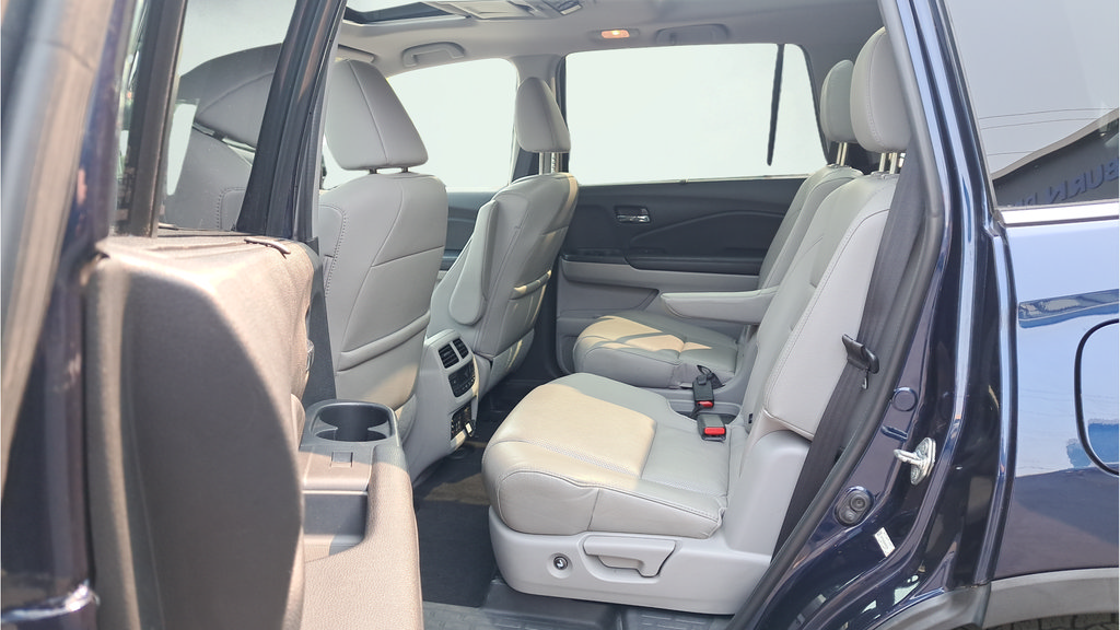 Used 2016 Honda Pilot Elite image 12