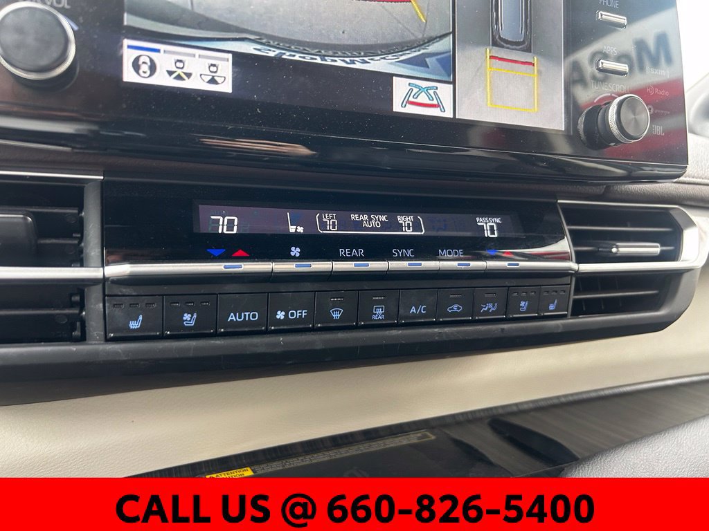Used 2023 Toyota Sienna Platinum AWD/4WD image 19