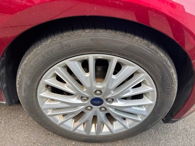 Used 2016 Ford Focus Titanium FWD image 10