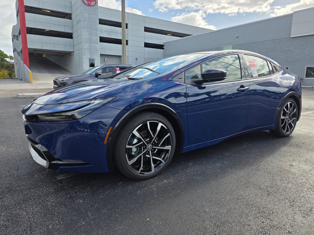 New 2026 Toyota Prius XSE image 3