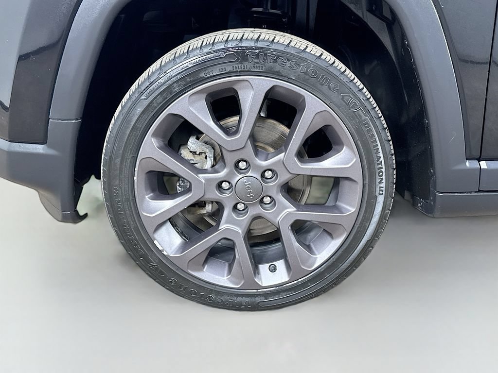Used 2021 Jeep Compass Latitude w/ Sun and Sound Group AWD/4WD image 40