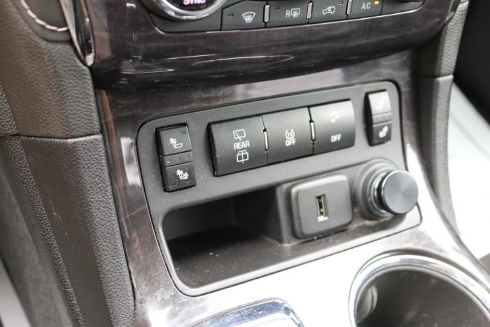 Used 2016 Buick Enclave Leather image 4