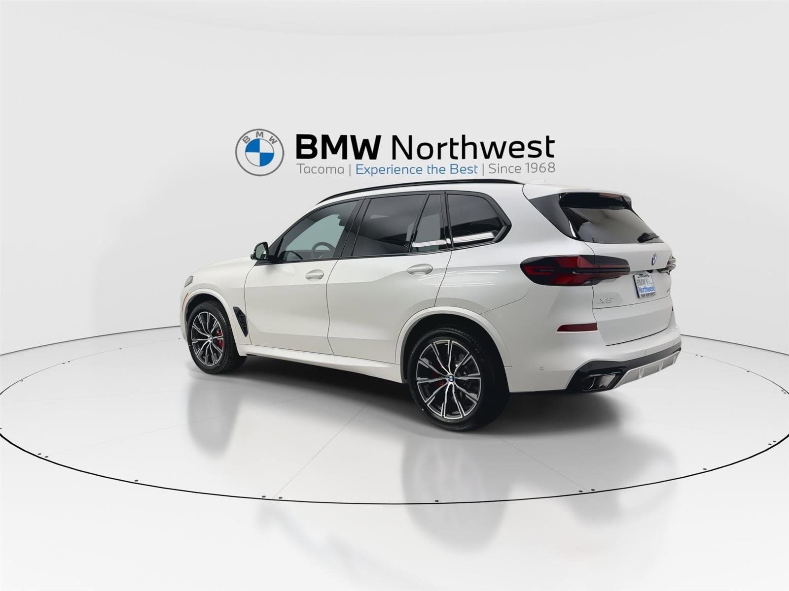 New 2026 BMW X5 xDrive40i w/ M Sport Package image 12