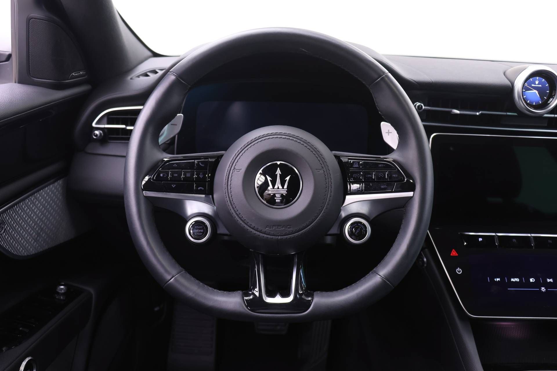 Certified 2023 Maserati Grecale Modena AWD/4WD image 17