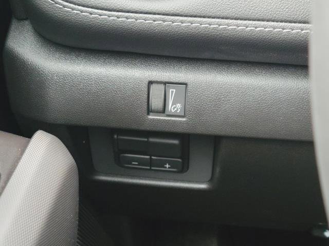 New 2026 Chevrolet Colorado LT image 12