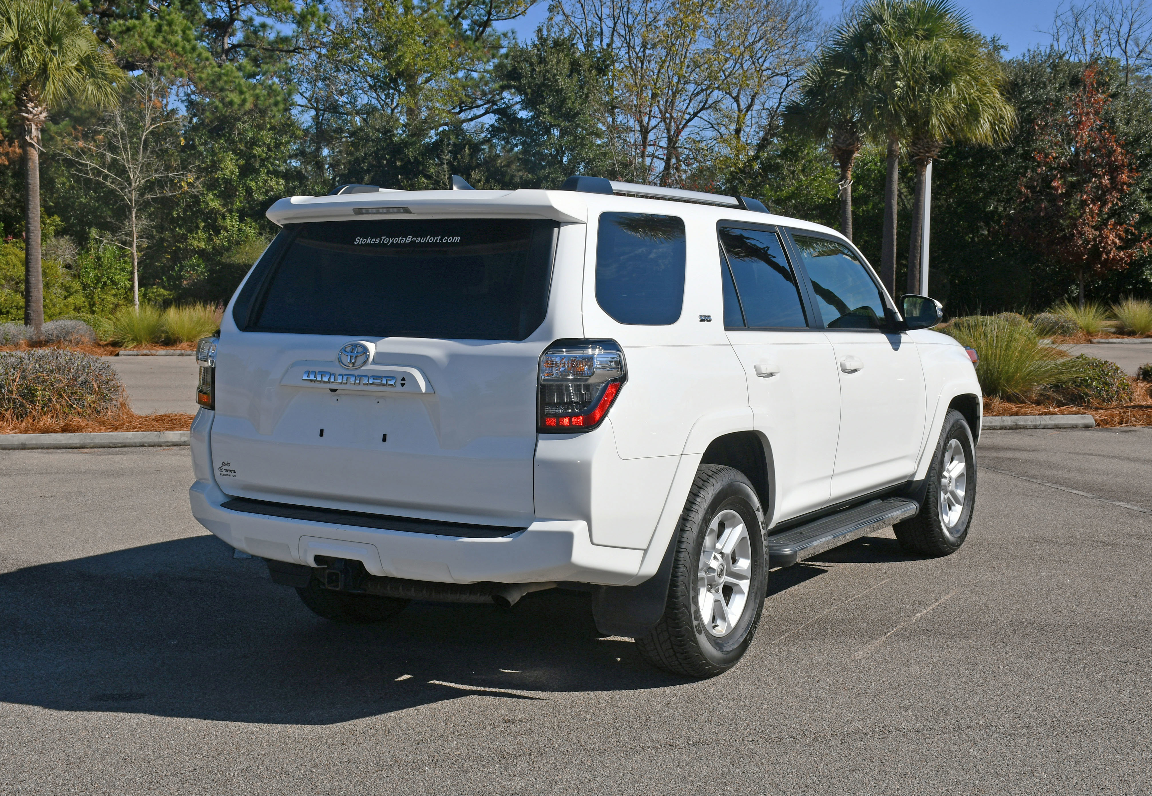 Certified 2024 Toyota 4Runner SR5 Premium image 3
