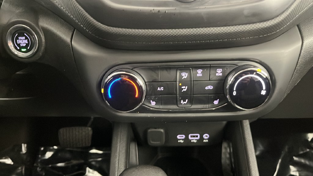 Used 2023 Chevrolet TrailBlazer LT AWD/4WD image 34