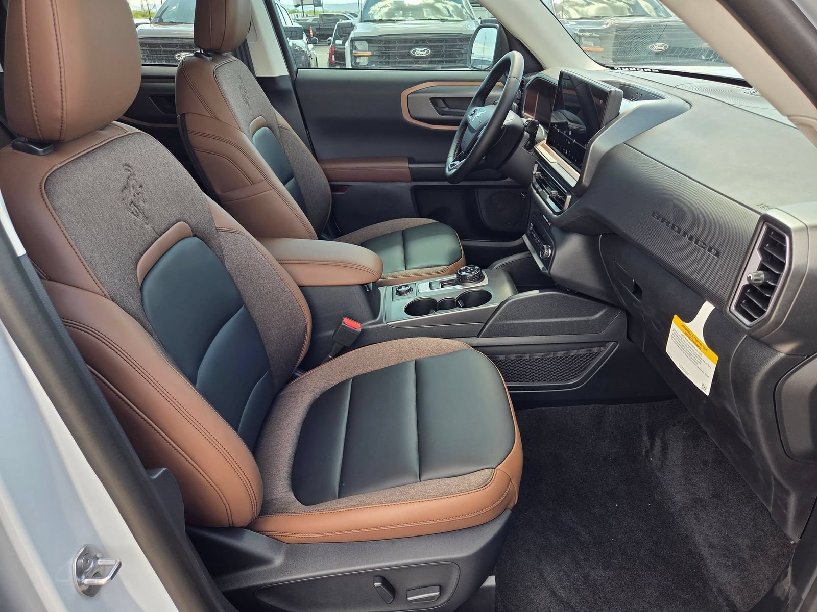 New 2026 Ford Bronco Sport Outer Banks w/ Outer Banks Tech Package+ AWD/4WD image 28
