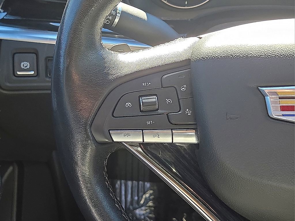 Used 2024 Cadillac XT6 Premium Luxury image 20