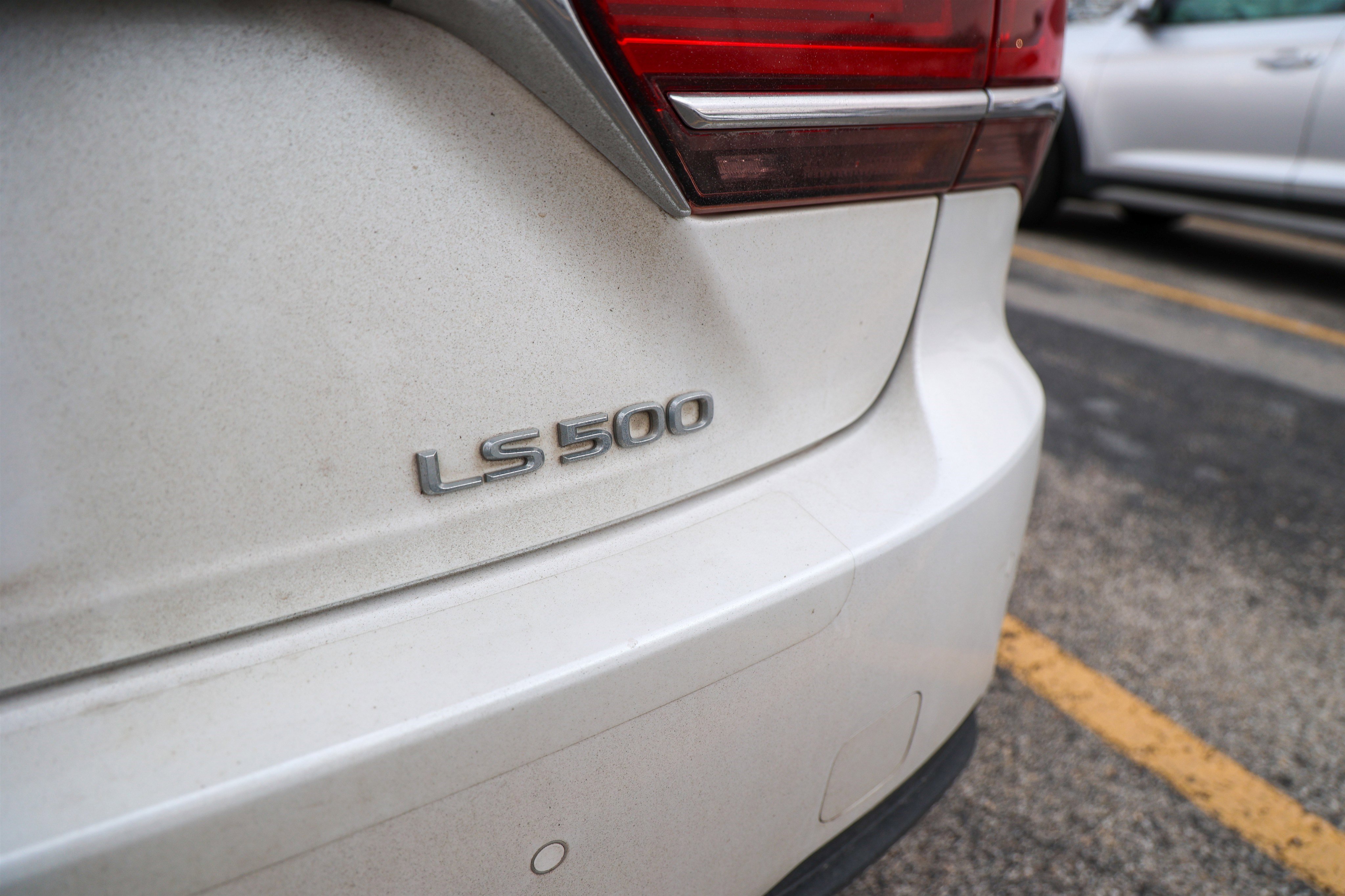 Used 2018 Lexus LS 500 w/ Interior Upgrade Package image 11