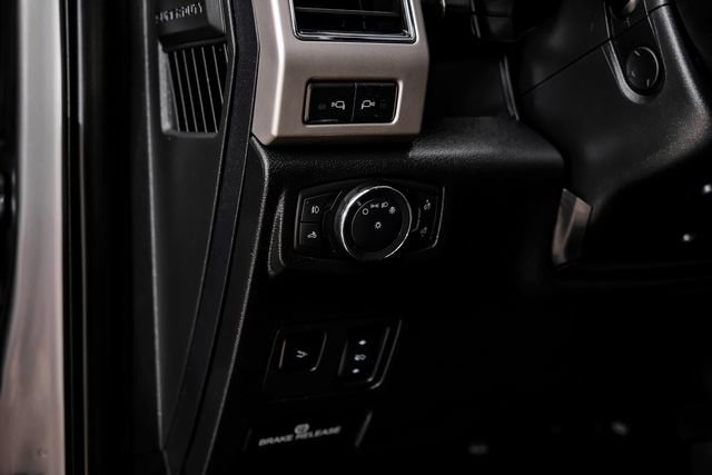 Used 2020 Ford F350 Lariat AWD/4WD image 34