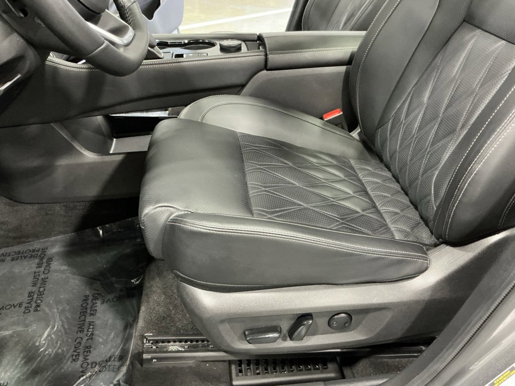 Used 2023 Nissan Rogue Platinum w/ Platinum Premium Package image 25