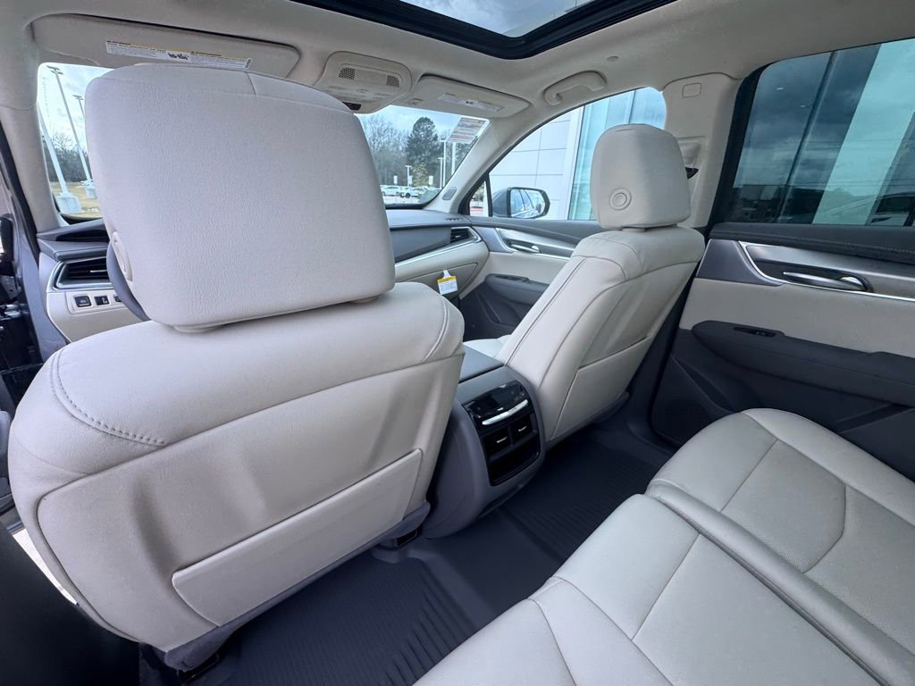 New 2026 Cadillac XT5 Premium Luxury w/ Driver Assist Package image 17