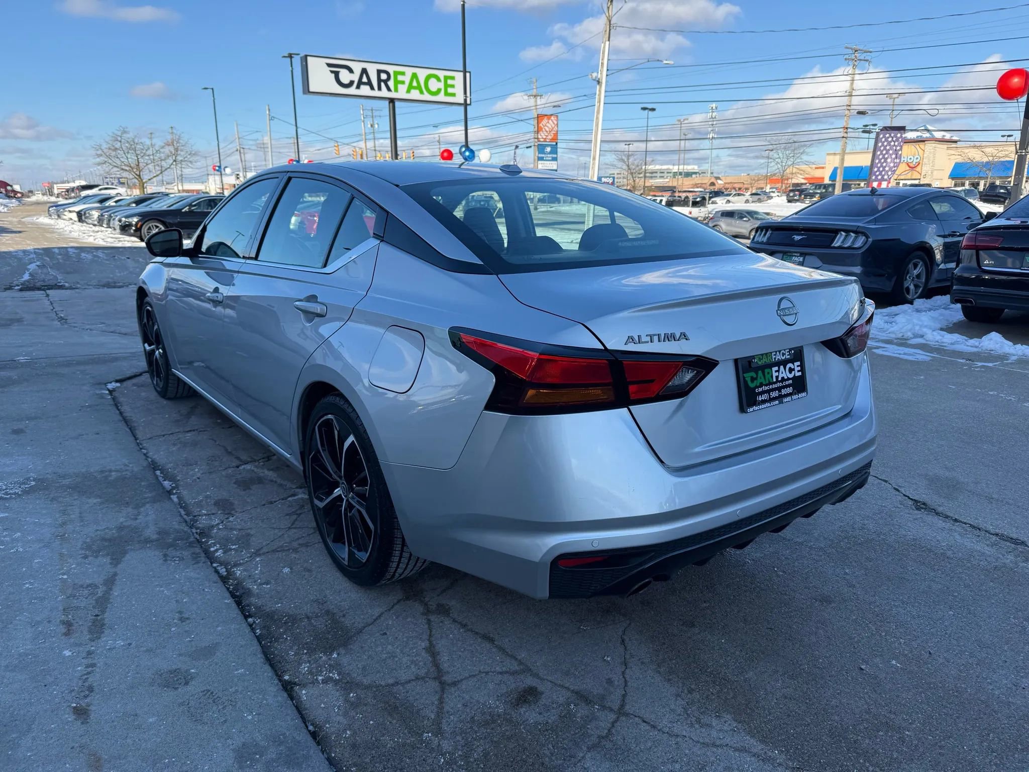 Used 2024 Nissan Altima 2.5 SR image 9