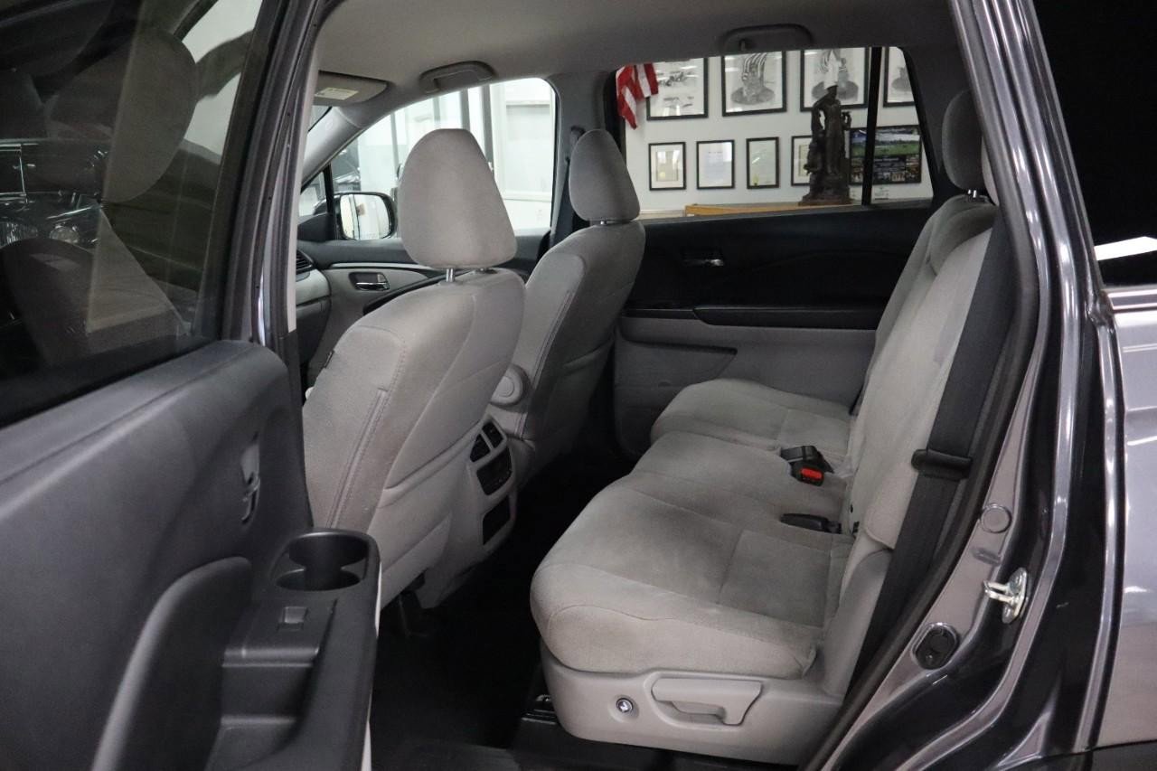 Used 2019 Honda Pilot EX image 17