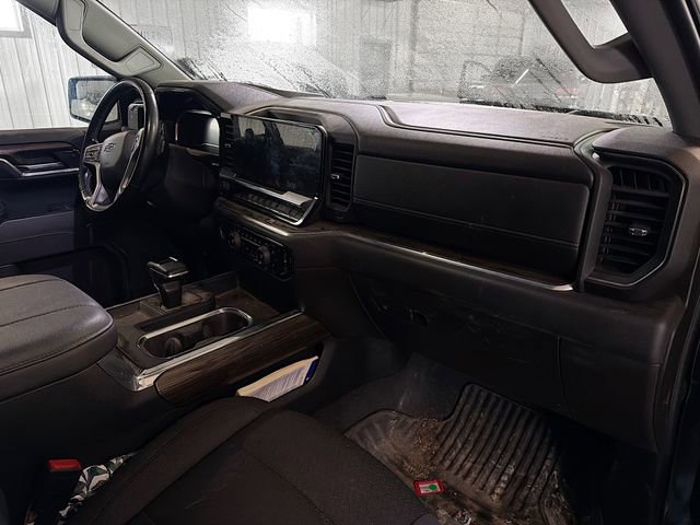 Used 2023 Chevrolet Silverado 1500 RST image 12