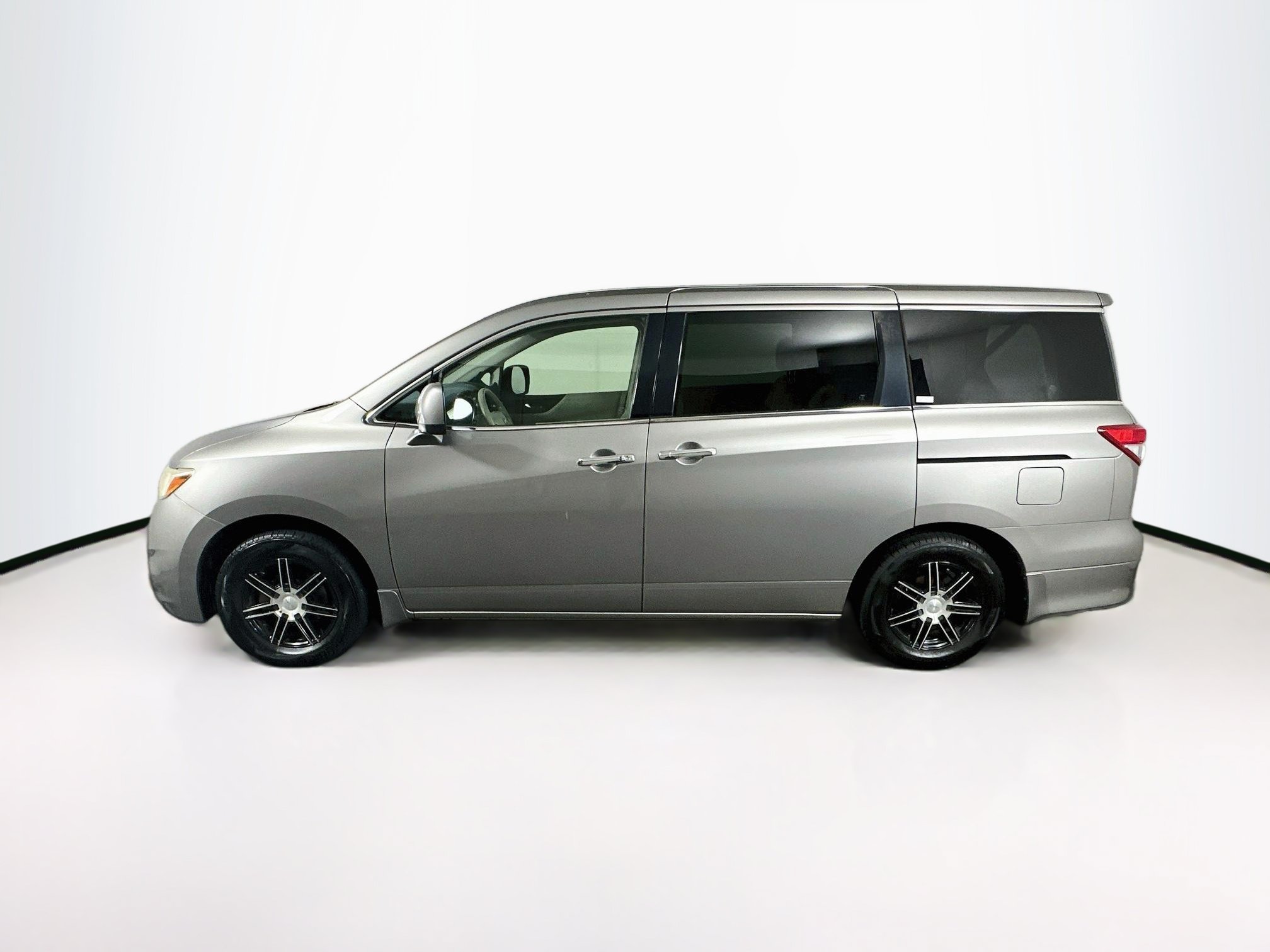 Used 2012 Nissan Quest S w/ Value Cargo Pkg FWD image 4