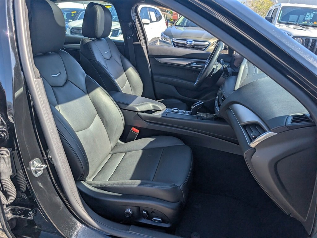 Used 2025 Cadillac CT5 Premium Luxury image 18