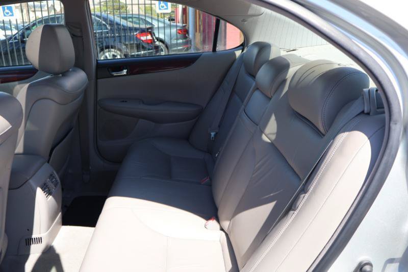 Used 2003 Lexus ES 330 FWD image 22