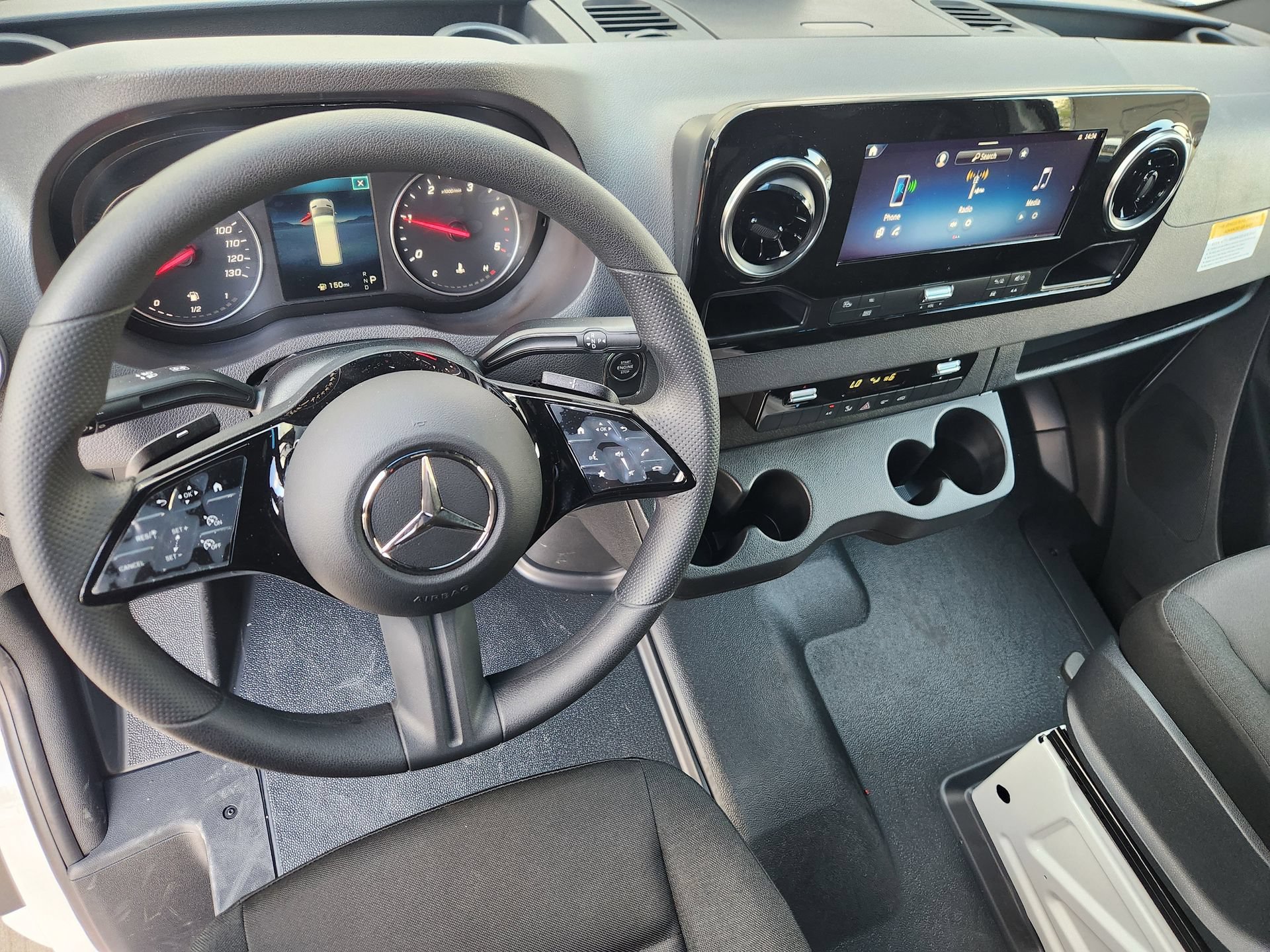 New 2026 Mercedes-Benz Sprinter 2500 image 3