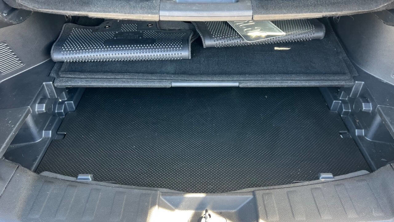 Used 2017 Nissan Rogue S image 28